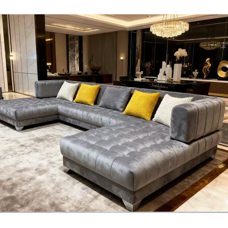 Sofá Seccional Gris de Diseño con Chaise Lounge