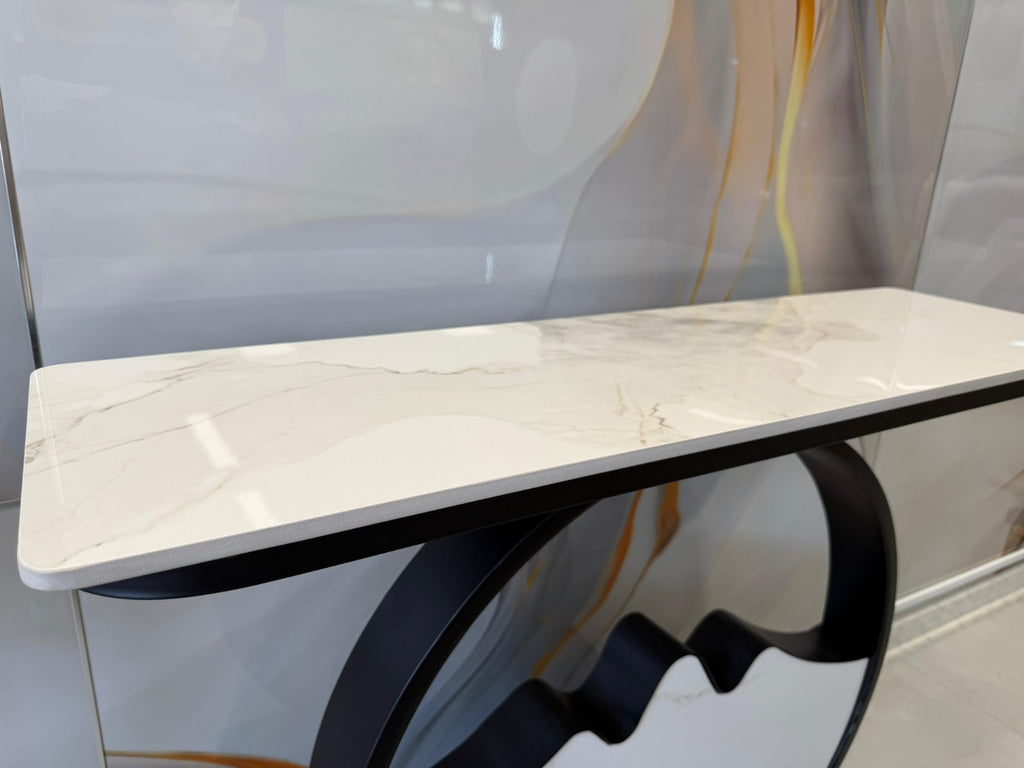 Mesita  Arrimo de Ceramic Top Blanco con Base Negra