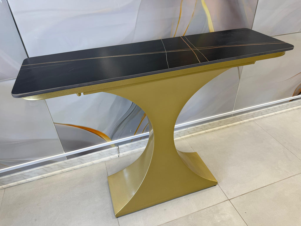 Mesa de Arrimo cubierta de Ceramic TOP | Elegancia Moderna para Entradas de tu hogar